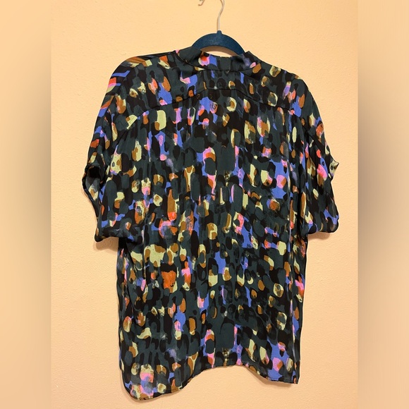 Cabi Sabine Abstract Watercolor Button Down High Neck Modest Artsy Blouse - Picture 5 of 10